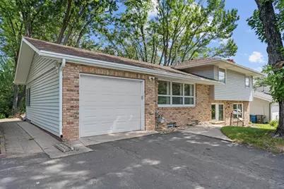 1870 7th Street NW, New Brighton, MN 55112 - Photo 4