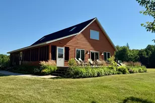 38252 Cloverdale Rd, Hinckley, MN 55037 - Photo 2