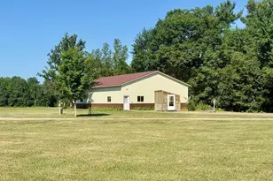 38252 Cloverdale Rd, Hinckley, MN 55037 - Photo 16