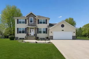 609 20th Ave N, Sartell, MN 56377 - Photo 2