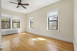 220 E 19th St, Minneapolis, MN 55403 - Photo 2