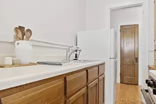 220 E 19th St, Minneapolis, MN 55403 - Photo 6