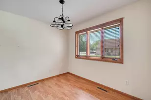 241 Tuttle Dr, Hastings, MN 55033 - Photo 8