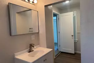 989 Marion St, Saint Paul, MN 55117 - Photo 6