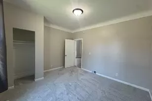 989 Marion St, Saint Paul, MN 55117 - Photo 8