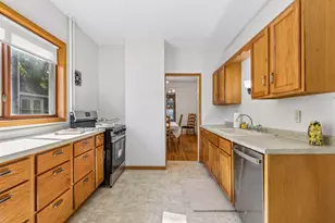 1817 Dayton Ave, Saint Paul, MN 55104 - Photo 14