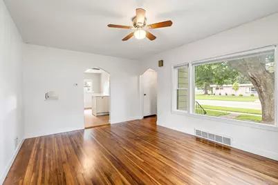1504 4th Avenue NW, Austin, MN 55912 - Photo 6
