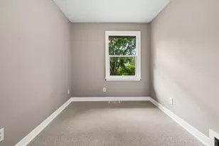 1613 Lyn-Curve Ave N, Minneapolis, MN 55411 - Photo 16