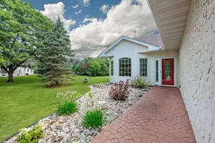 1355 Quasar Ct S, Lakeland, MN 55043 - Photo 2