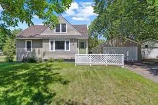 14 Pointcross Dr, Circle Pines, MN 55014 - Photo 1