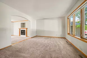 3850 Jamestown Curve, Woodbury, MN 55129 - Photo 8