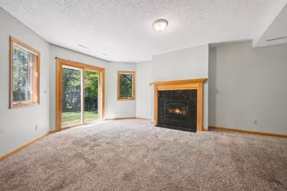 3850 Jamestown Curve, Woodbury, MN 55129 - Photo 10
