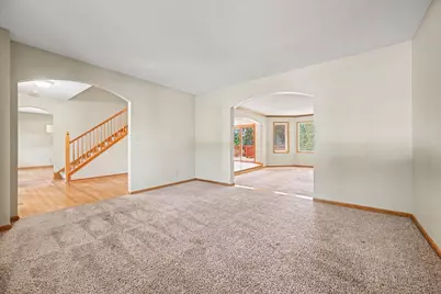 3850 Jamestown Curve, Woodbury, MN 55129 - Photo 16