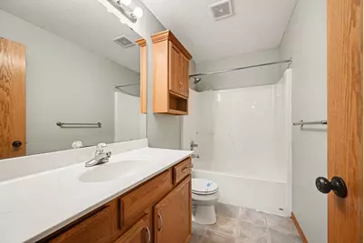 3850 Jamestown Curve, Woodbury, MN 55129 - Photo 22