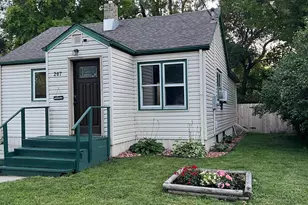 207 14th St S, Moorhead, MN 56560 - Photo 2