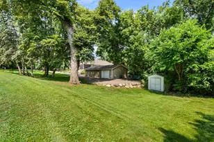 5565 Howards Point Rd, Excelsior, MN 55331 - Photo 30