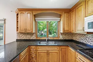 11006 Radisson Dr, Burnsville, MN 55337 - Photo 18