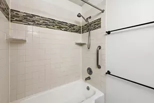 11006 Radisson Dr, Burnsville, MN 55337 - Photo 40