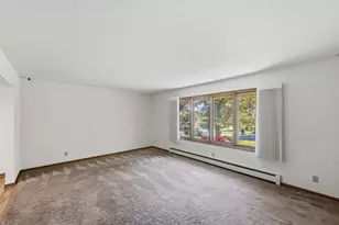 11006 Radisson Dr, Burnsville, MN 55337 - Photo 8