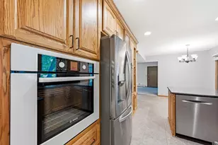 11006 Radisson Dr, Burnsville, MN 55337 - Photo 22