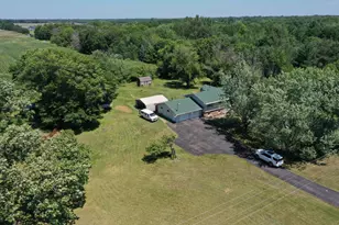 5276 392nd St, North Branch, MN 55056 - Photo 4