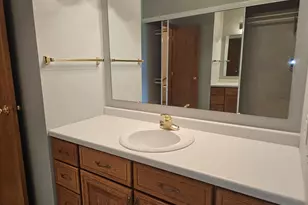 2206 10th Ave SE, Willmar, MN 56201 - Photo 10