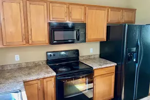 1905 20th St SW, Austin, MN 55912 - Photo 4