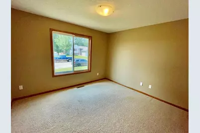 1905 20th Street SW, Austin, MN 55912 - Photo 12