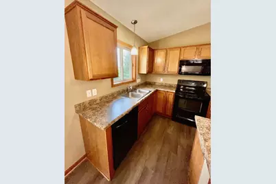1905 20th Street SW, Austin, MN 55912 - Photo 6