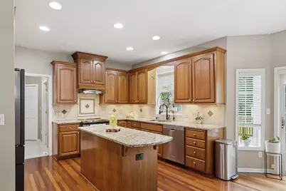15016 Viewcrest Lane, Burnsville, MN 55306 - Photo 4