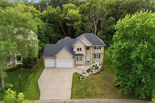 15016 Viewcrest Ln, Burnsville, MN 55306 - Photo 2