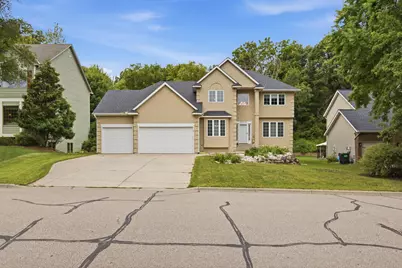 15016 Viewcrest Lane, Burnsville, MN 55306 - Photo 12