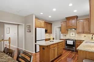 15016 Viewcrest Ln, Burnsville, MN 55306 - Photo 26