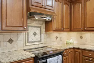 15016 Viewcrest Ln, Burnsville, MN 55306 - Photo 26