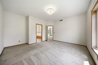2701 Village Drive, Faribault, MN 55021 - Photo 20