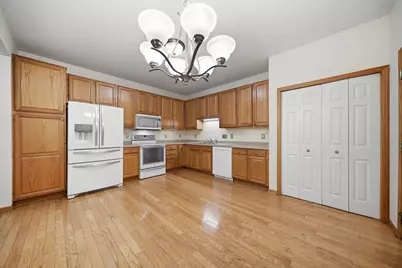 2701 Village Drive, Faribault, MN 55021 - Photo 14