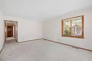 229 8th Ave SE, Maple Grove, MN 55369 - Photo 2