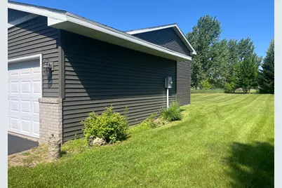 1300 Honeysuckle Lane SE, Cambridge, MN 55008 - Photo 4