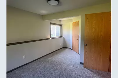 1300 Honeysuckle Lane SE, Cambridge, MN 55008 - Photo 28