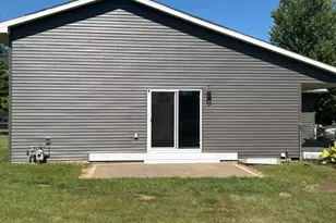 1300 Honeysuckle Ln SE, Cambridge, MN 55008 - Photo 6