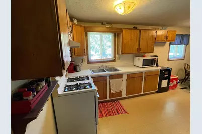 513 8th Avenue NW, Waseca, MN 56093 - Photo 6