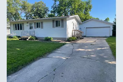 513 8th Avenue NW, Waseca, MN 56093 - Photo 1