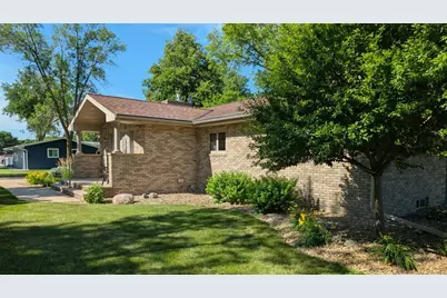 611 N 12th Street, Montevideo, MN 56265 - Photo 6