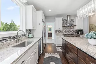 4650 Vinewood Ln N, Plymouth, MN 55442 - Photo 12