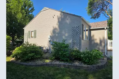 117 W Maple Street, Marshall, MN 56258 - Photo 8