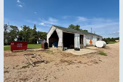 319 & 311 60th Avenue, Pipestone, MN 56164 - Photo 52