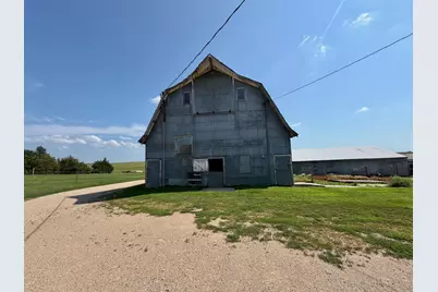 319 & 311 60th Avenue, Pipestone, MN 56164 - Photo 58