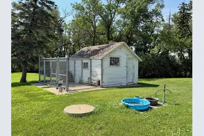 319 & 311 60th Avenue, Pipestone, MN 56164 - Photo 46