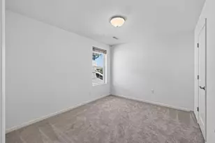 15637 Eddy Crk Wy, Apple Valley, MN 55124 - Photo 36