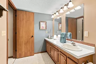9278 Jergen Ave S, Cottage Grove, MN 55016 - Photo 48